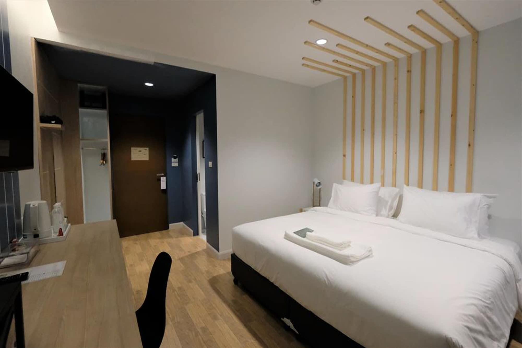 The Galla Hotel Ranong Esterno foto