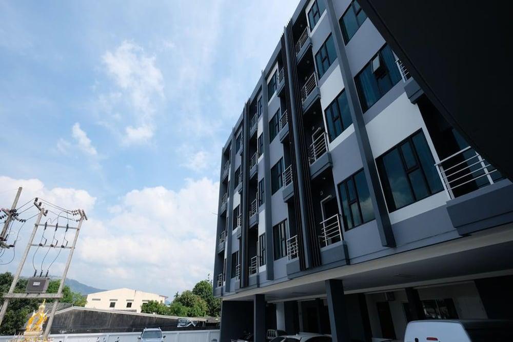 The Galla Hotel Ranong Esterno foto